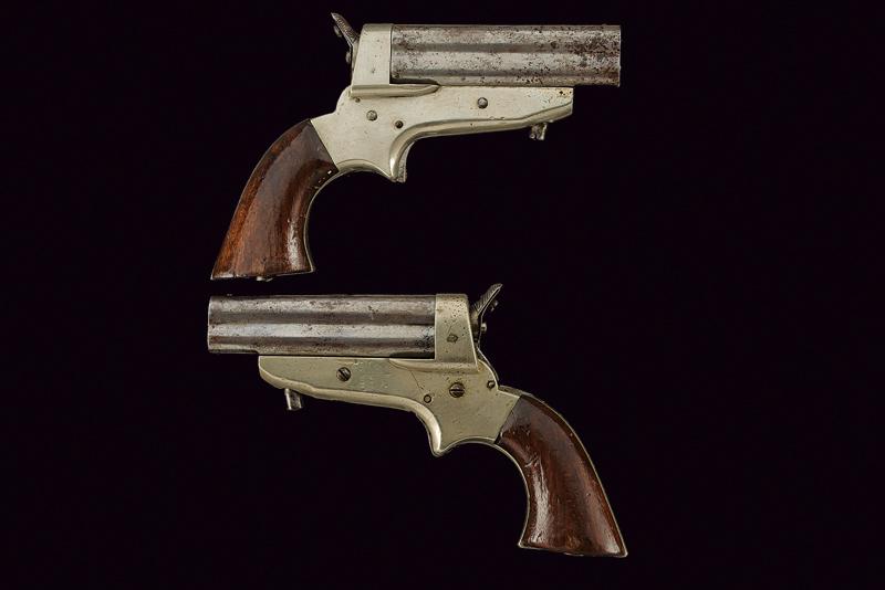 Fitxategi:Pistola parea. Lau tiro pepper box 01 (La Euscalduna 1875).jpg