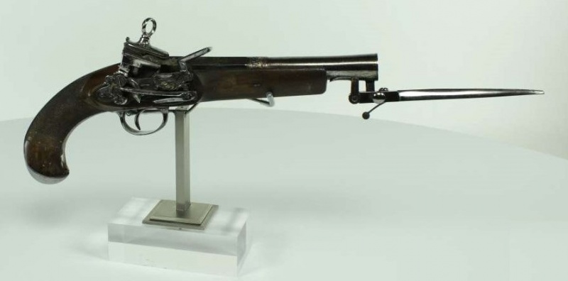 Fitxategi:Pistola baionetaduna. Suharri giltza 01 (Urquiola 1810).jpg