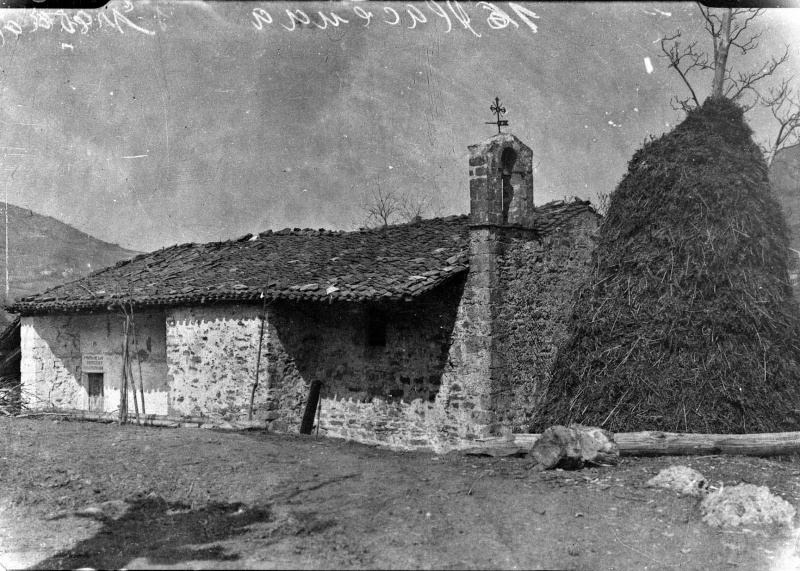 Fitxategi:San Martzial ermita. Ikuspegi orokorra 01 (Indalecio Ojanguren 1916).jpg
