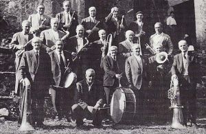 San Ignacio musika banda 05. Ezozian (Cortijo 1959).jpg