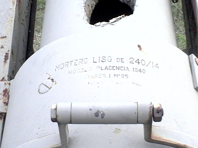 Fitxategi:Placencia 240-14 morteroa 25 02 (Agoncillo 2008).jpg