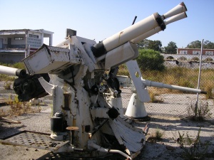 SAPA. Vickers 40-40 kainoi antiaereoa 01 (Tomás Mendizabal 2009).jpg