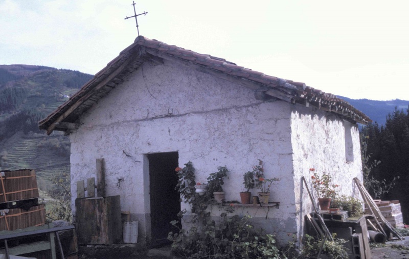 Fitxategi:Santa Ageda ermita. Ikuspegi orokorra 02 (Gure Gipuzkoa).jpg