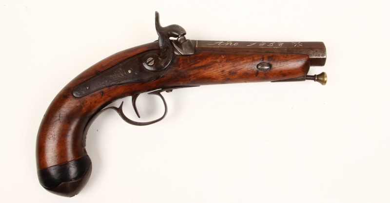 Fitxategi:Pistola. Suharri giltza 01 (Astiazarán 1858).jpg