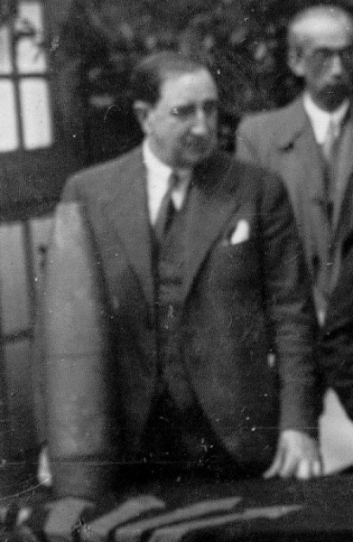 Fitxategi:Rafael Hernández Francés (1942).jpg