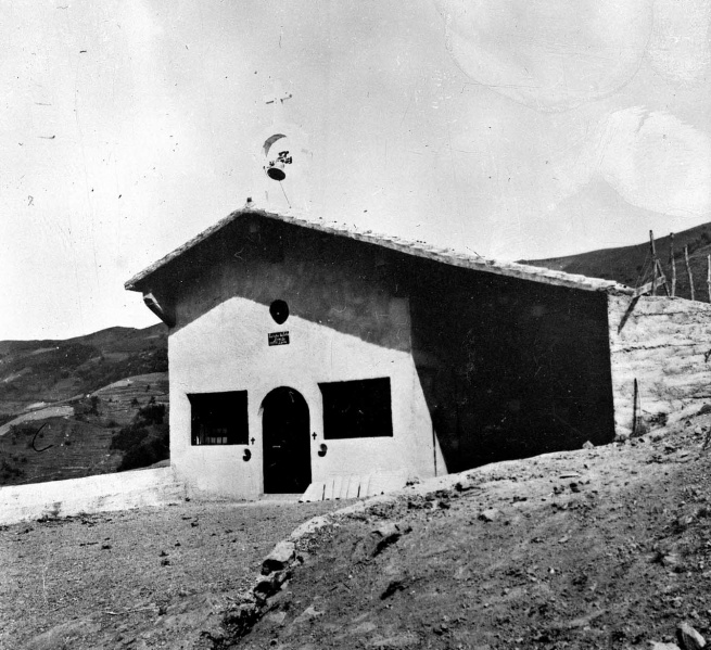Fitxategi:San Ignacio ermita (Txurruka). Ikuspegi orokorra 01 (Indalecio Ojanguren 1957).jpg