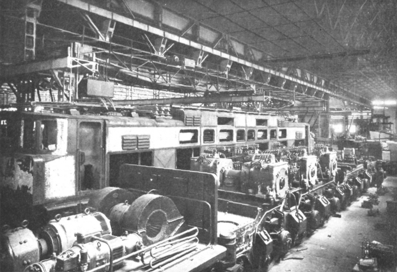Fitxategi:7301 lokomotora. Muntaia Reinosako lantegian 01 (1930).png